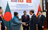 Việt Nam trao tặng vật tư y tế trị giá 60.000 USD hỗ trợ Bangladesh, Sri Lanka chống COVID-19