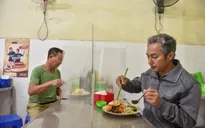 Các nhà hàng, quán ăn chuẩn bị "tái đấu" với COVID-19