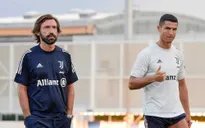 HLV Pirlo cực "ngầu" trong buổi tập đầu tiên cùng các học trò tại Juventus