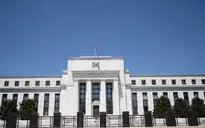 FED cho phép lạm phát tăng nóng