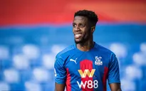 Wilfried Zaha quyết tâm chia tay Crystal Palace