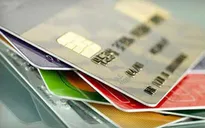 Lập web giả, phát hành thẻ tín dụng "fake", thu tiền phí rồi... biến mất
