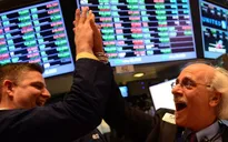 Phố Wall nối dài đà tăng, Nasdaq lập kỷ lục phiên thứ ba liên tiếp