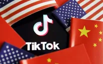 Vì sao TikTok bị "dồn tới chân tường" rồi lại được "mở đường sống" tại Mỹ?