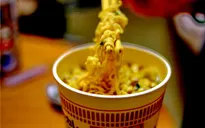 Câu chuyện điểm mạng: Huỷ hôn vì 1 cốc mỳ hay cốc trà chanh có vết son?