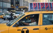 Tài xế taxi công nghệ Mỹ rơi vào cảnh “tiến thoái lưỡng nan”
