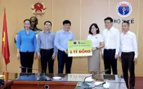 Chiến dịch "Bảo vệ y bác sĩ 24h" tiếp tục trao tặng 5 tỷ đồng hỗ trợ blouse trắng nơi tuyến đầu chống dịch