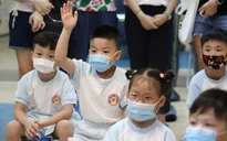 Số học sinh cận thị ở Trung Quốc tăng sau nửa năm học trực tuyến