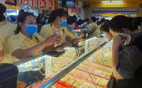 Giá vàng bật tăng mạnh trở lại