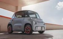 Pháp thử nghiệm dòng xe ô tô điện mini dành cho khách hàng 14 tuổi