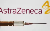 Vaccine tiềm năng quay lại đường đua sau 6 ngày phải tạm dừng