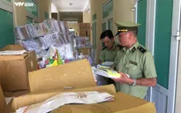 Phát hiện gần 60.000 bộ sách giáo khoa giả các nhà xuất bản nổi tiếng thê giới