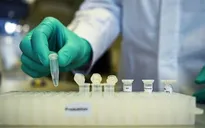 Các nước giàu đã đặt mua hơn 50% số vaccine ngừa COVID-19 trên thế giới