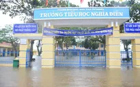 Nhiều tỉnh miền Trung cho học sinh nghỉ học tránh bão số 5