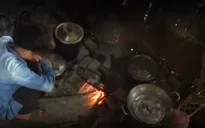 Bất thường chi trả tiền hỗ trợ COVID-19: Danh sách "bí ẩn", ký tên mà không có tiền