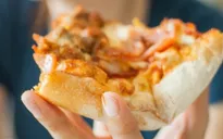 Những thực phẩm làm phái đẹp "phát hoảng" vì gây lão hóa nhanh