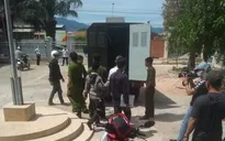 Khởi tố, tạm giam 2 đối tượng đánh trọng thương nhân viên trạm thu phí