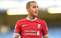 Ngôi sao của Liverpool, Thiago Alcantara dương tính với COVID-19