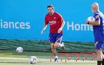 Lionel Messi luyện tập cùng Barcelona