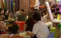 Phố Bùi Viện náo nhiệt trở lại sau giãn cách xã hội