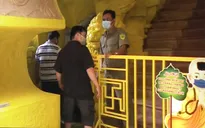 Thân nhân vào hầm nhận dạng, tìm kiếm tro cốt thất lạc ở chùa Kỳ Quang 2