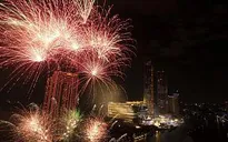Nhiều nước châu Đại Dương và châu Á bắn pháo hoa chào đón năm mới 2021