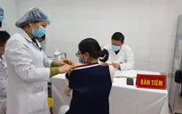 3 người đầu tiên được tiêm thử nghiệm vaccine COVID-19 liều cao