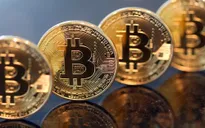"Sáng nắng, chiều mưa", Bitcoin vẫn chỉ là cuộc chơi của "cá mập"?