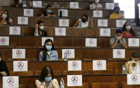 Du học sinh thời COVID-19: Lửa thử vàng, gian nan thử sức