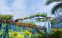 Chơi tàu lượn, 1 trẻ thiệt mạng, 2 trẻ bị thương