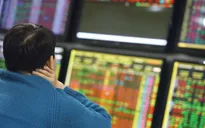 Thị trường liên tục rung lắc, VN-Index giảm điểm