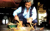 Già làng Bríu Pố - Đảng viên người Cơ Tu học và làm theo Bác