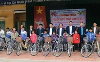 Trao quà Tết cho người nghèo với tổng giá trị 25 tỷ đồng