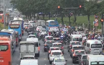Dễ ùn tắc giao thông giờ cao điểm tại TP Hồ Chí Minh dịp cận Tết