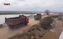 Phú Yên: Cấm khai thác cát, sỏi vào ban đêm