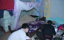 Bóp cổ người tình tử vong rồi bế con nhỏ về quê