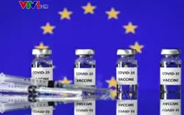 Nguồn cung khan hiếm, châu Âu siết chặt xuất khẩu vaccine COVID-19
