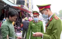 Xử phạt 46 người không đeo khẩu trang nơi công cộng