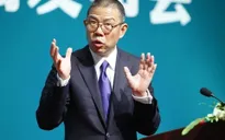 Tỷ phú nước đóng chai Trung Quốc trở thành người giàu nhất châu Á