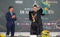 Giải âm nhạc Cống hiến 2021: Tùng Dương giành "cú ăn ba", Hoa nở không màu là "Bài hát của năm"