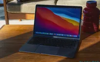 MacBook trong tương lai có thể sạc pin cho iPhone