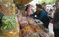 Cẩn trọng với bánh kẹo Tết không rõ nguồn gốc