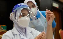 Tỷ lệ lây nhiễm giảm dần, Malaysia nới lỏng giãn cách ở thủ đô và vùng phụ cận