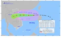 Bão số 8 cách quần đảo Hoàng Sa khoảng 530km, có khả năng mạnh thêm