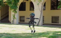 Robot tự cân bằng tại Mỹ