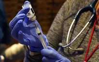 Một số quốc gia bỏ hạn chế với người nước ngoài đã tiêm vaccine đầy đủ