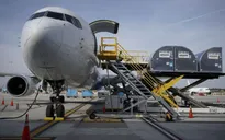 Amazon mua máy bay để tự vận chuyển hàng hoá