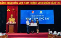 Hơn 100 tỷ đồng cùng hàng vạn thiết bị học online ủng hộ cho chương trình “Máy tính cho em”