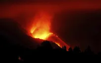 Một tháng trôi qua, vẫn chưa có dấu hiệu núi lửa La Palma ngừng phun trào