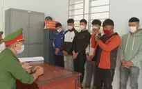 Học sinh lớp 10 rủ bạn đi hỗn chiến, chém nhầm người đi đường